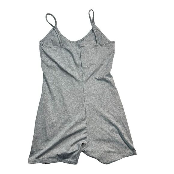 NWOT Women’s Gray Spaghetti Strap Romper Shorts - Size Small - Picture 6 of 6